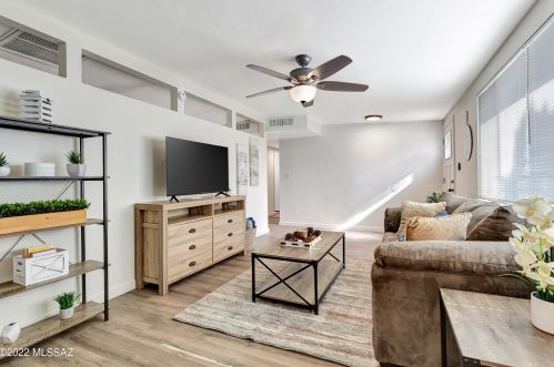 8257 Beverly St, Tucson AZ  85710-5931 exterior