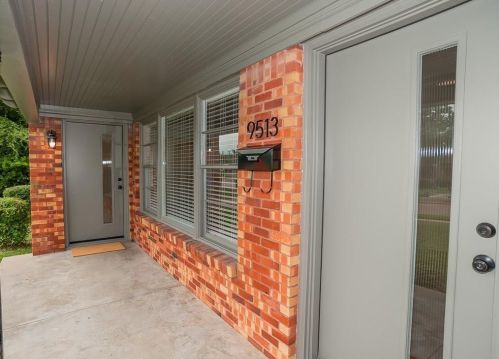 9513 Ash Creek Dr, Dallas TX  75228-3734 exterior