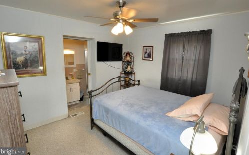 1324 Morgan Ave, Riverton NJ 08077-2730 exterior