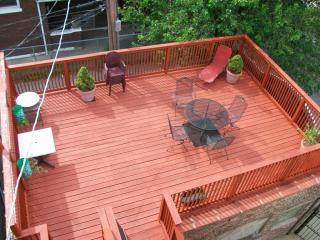 1324 Claremont Ave, Chicago IL  60622-1103 exterior