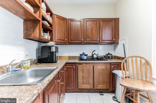 702 Quincy St, Washington DC 20017-2615 exterior