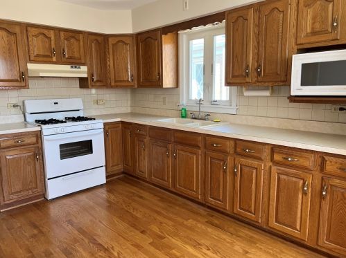 5155 Central Ave, Chicago IL 60804-4352 exterior