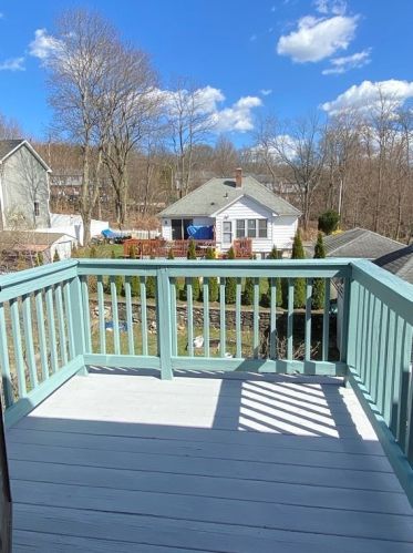 22 Grammont Rd, Worcester MA 01607-1114 exterior