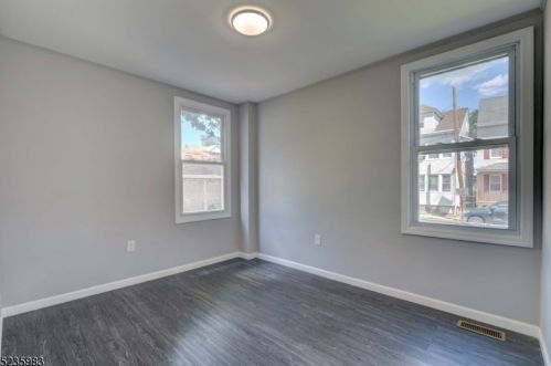 23 Barbour St, Paterson NJ 07508-1230 exterior