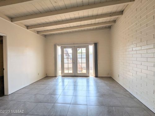 732 Adams St, Tucson AZ  85719-4005 exterior