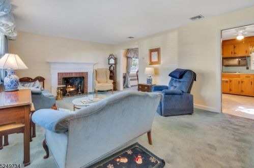 30 Columbia Ave, Berkeley Heights, NJ 07922-1444