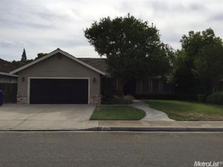 1704 Rockford Way, Turlock CA  95382-2445 exterior
