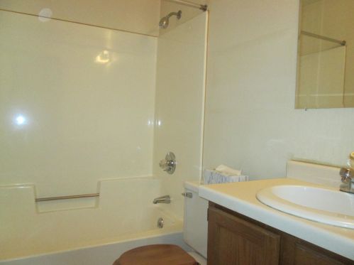 2302 12 St, Manitowoc WI 54220-3203 exterior