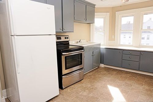 202 Main St, Torrington CT 06790-5440 exterior