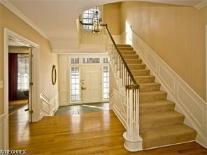 22565 Shaker Blvd, Cleveland OH  44122-2651 exterior