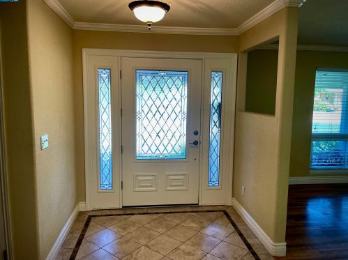 5186 Brookside Ln, Concord CA  94521-3618 exterior