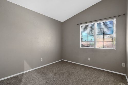 39714 Rustic Glen Dr, Temecula CA 92591-4525 exterior