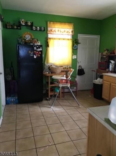 38 Goshen St, Paterson NJ 07503-2208 exterior