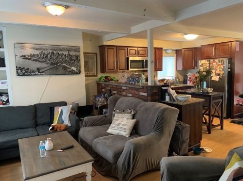 284 Bowen St, Boston MA  02127-2645 exterior