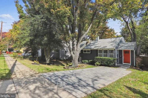 1314 Crawford Dr, Rockville MD 20851-1714 exterior