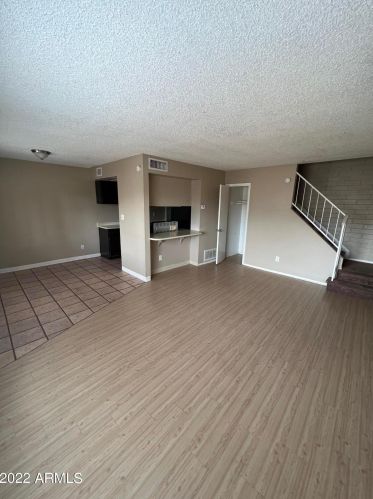 5441 Culver St, Phoenix, AZ 85043-1768