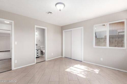 1841 Arroyo Vista Dr, Tucson AZ 85718-5429 exterior