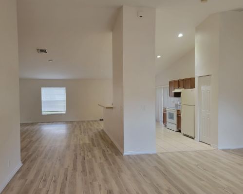 5945 Batchelor Ter, Fort Pierce FL  34986-3602 exterior