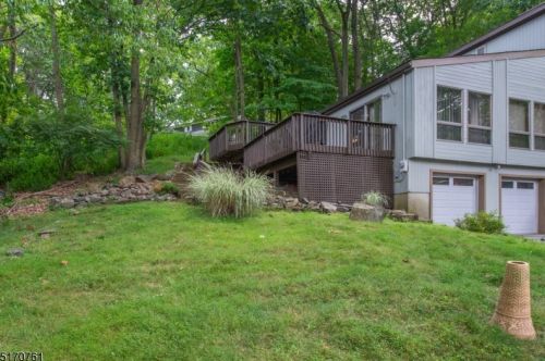 79 Summit Trl, Sparta NJ  07871-1428 exterior