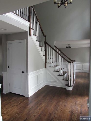 97 Roxbury Rd, Dumont NJ  07628-1121 exterior