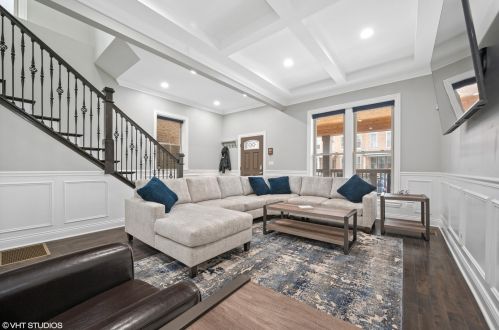 2425 Lexington St, Chicago IL  60612-3526 exterior