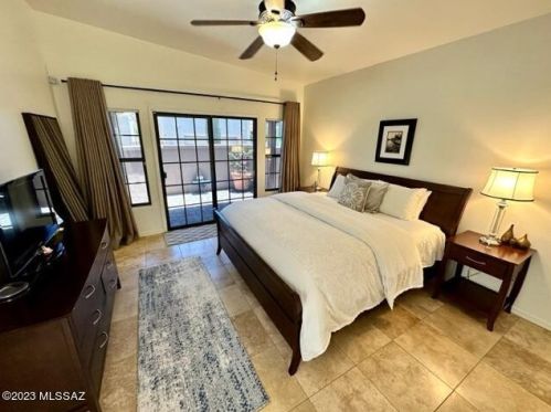 4061 Quiet Moon Dr, Tucson AZ  85718-3427 exterior