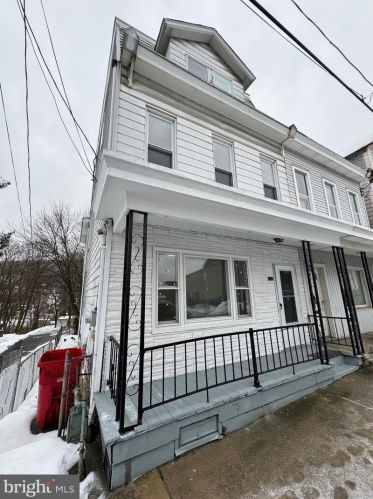 617 Race St, Primrose PA  17901-2444 exterior