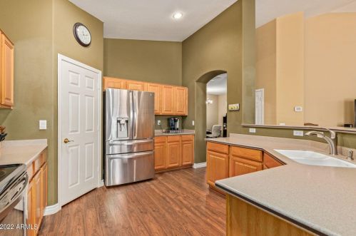 2892 Indian Wl Pl, Chandler AZ 85249-4915 exterior