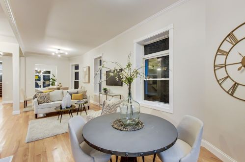 4912 Washington Park Ct, Chicago IL 60615-2304 exterior