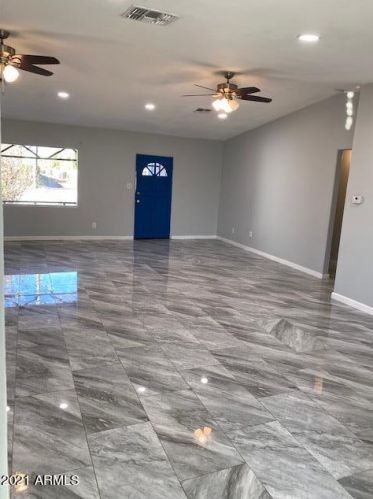 6735 10 St, Phoenix AZ 85086-0912 exterior