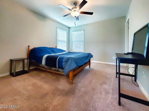 8057 Albeniz Pl, Phoenix AZ  85043 exterior