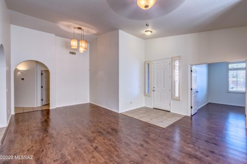 3295 Bear Spring Trl, Tucson AZ  85745-4162 exterior