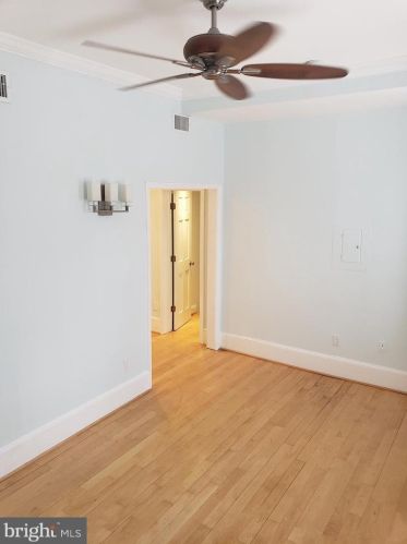 203 Patrick St, Alexandria VA  22314-2441 exterior