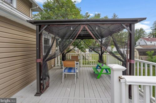 238 Roland Rd, Chester PA 19015-3328 exterior