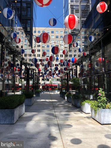 400 Massachusetts Ave, Washington DC  20001-6800 exterior