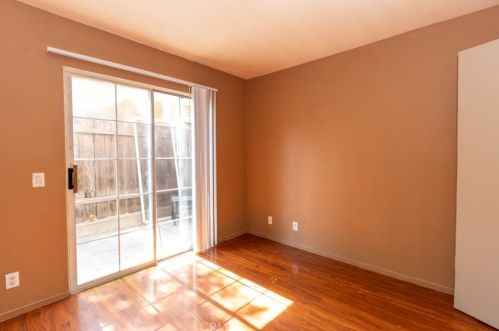 138 Valencia Dr, Fullerton CA 92833-3231 exterior