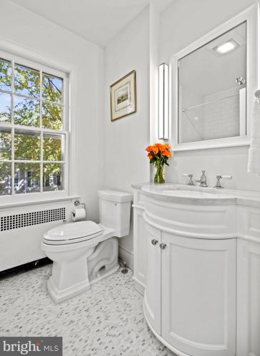 3324 Reservoir Rd, Washington DC  20007-2311 exterior