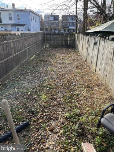 295 Logan Ave, Trenton NJ 08629-1514 exterior