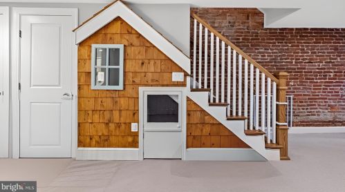 1431 3rd St, Washington DC  20024-2907 exterior