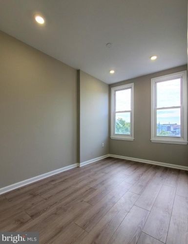 2543 Cedar St, Philadelphia PA  19125-3123 exterior