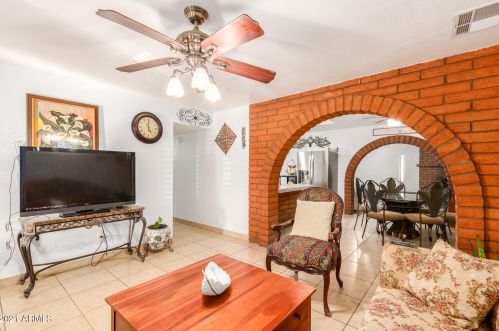 2537 48 Ln, Phoenix AZ 85035-2144 exterior