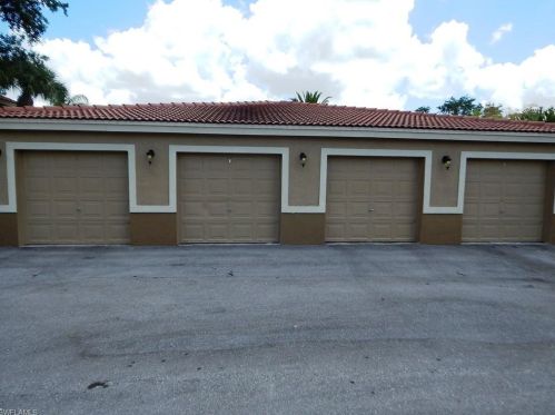 2421 Millcreek Ln, Naples FL 34119-7903 exterior