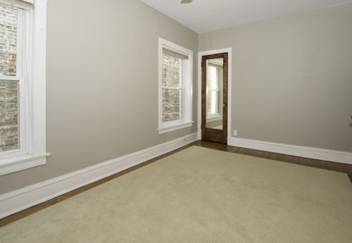 1318 Thorndale Ave, Chicago IL 60631-2287 exterior