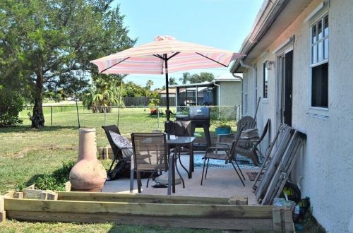 1497 Appamattox Ter, Fort Pierce FL 34952-7173 exterior