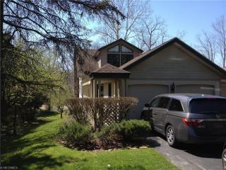 6966 Mill Rd, Cleveland OH  44141-1812 exterior