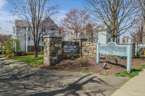 105 Richards Ave, Norwalk CT 06854-1691 exterior