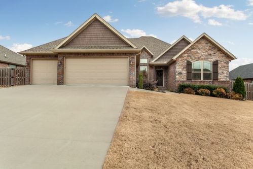 3779 Prince Philipe St, Springdale, AR 72764-7063