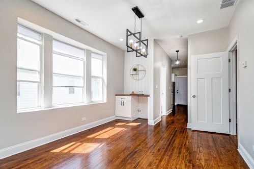 7616 Dante Ave, Chicago IL  60619-2720 exterior