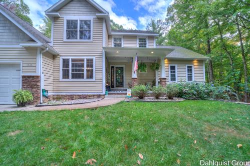 1626 Orshal Rd, Meskegon MI 49445-8804 exterior