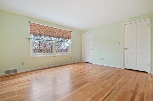 213 Harwick Dr, Pittsburgh PA  15235-5331 exterior